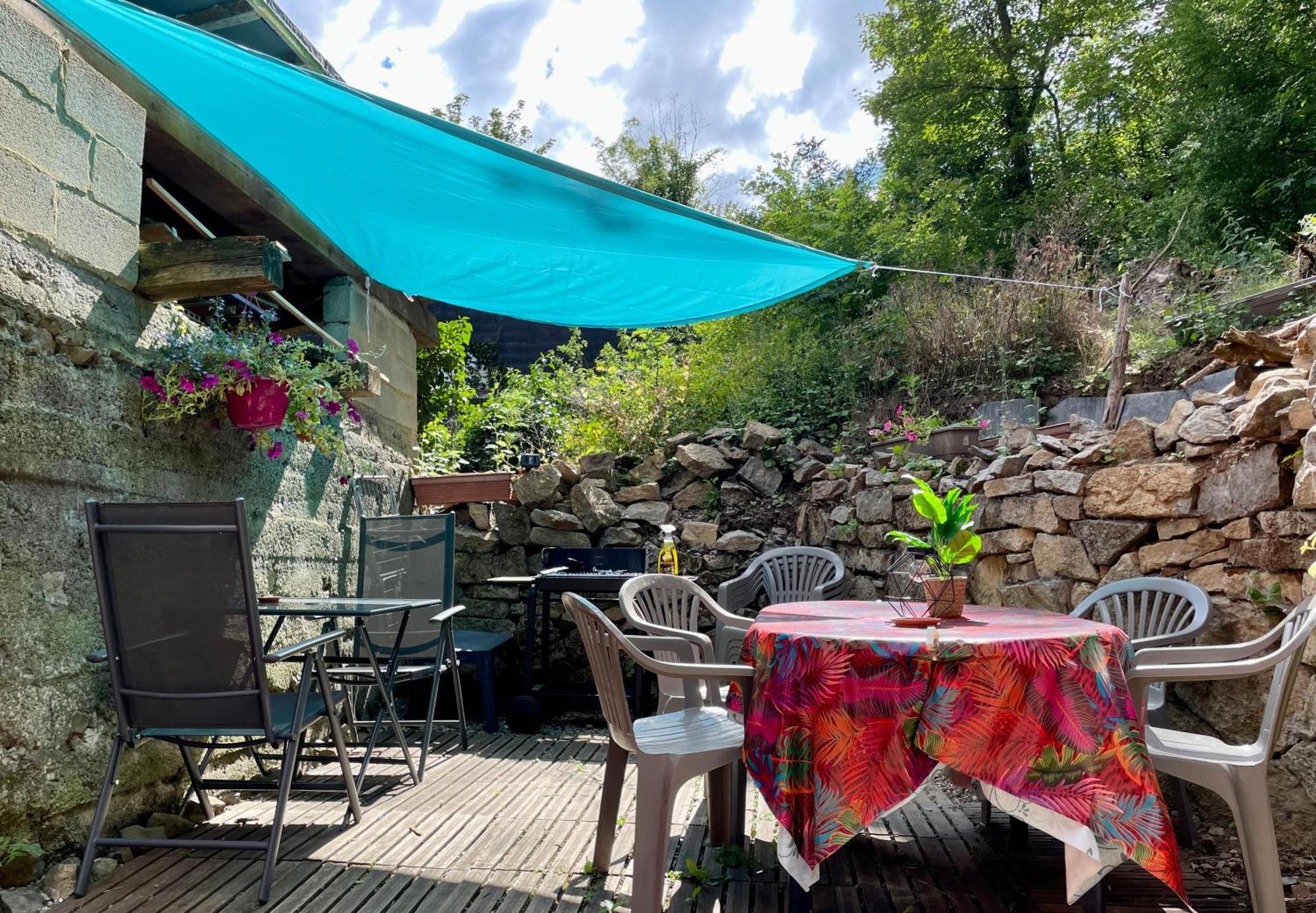 L'Arizona Dinant - Studio Montana - Barbecue, Free Parking, Dog Ok المظهر الخارجي الصورة